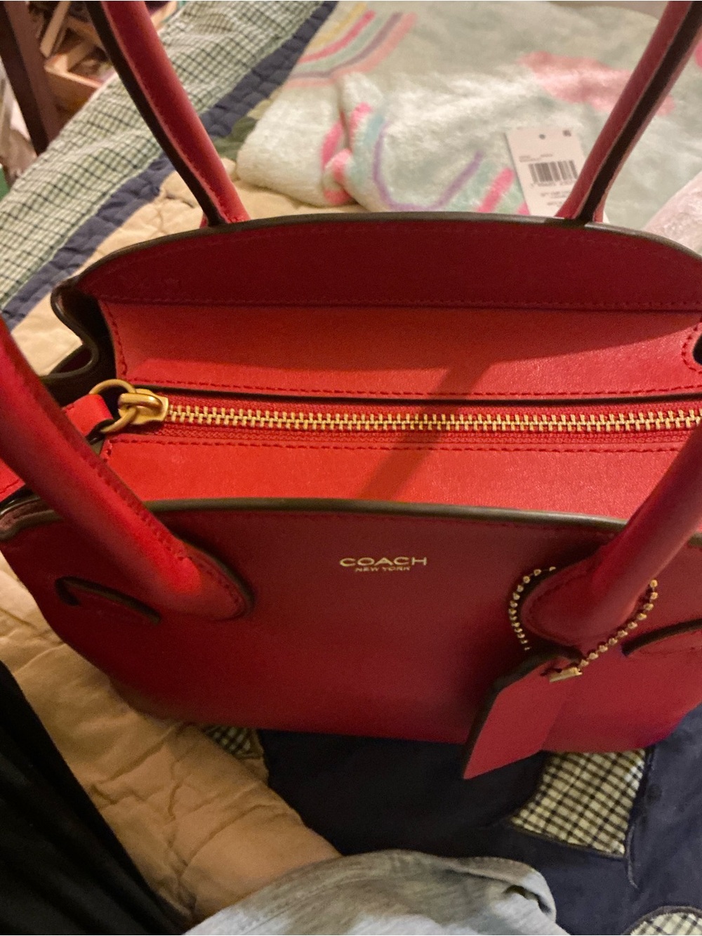 Coach Soft Empire 21 In Scarlet - Picture 12 of 16